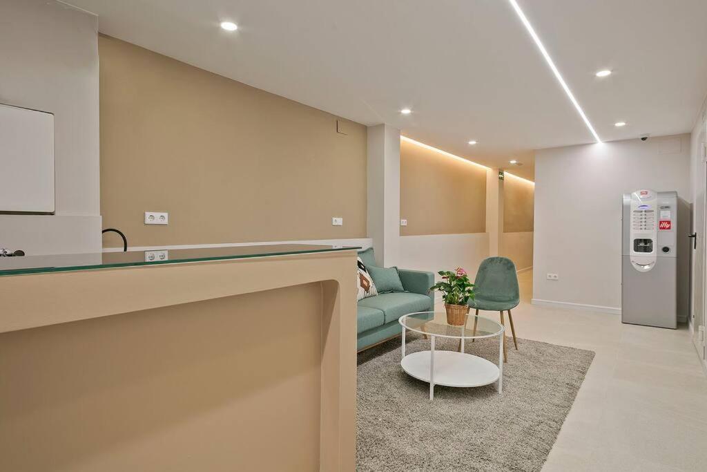 Your Home- Apartment Camp Nou 2A Л'Успіталет-да-Любрагат Екстер'єр фото